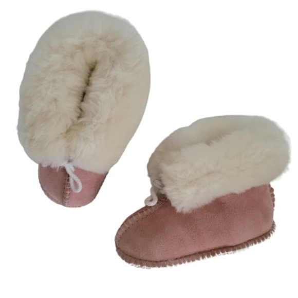 Minnetonka Moccasin Little Snuggler Sheepskin Booties - Picture 1 of 9